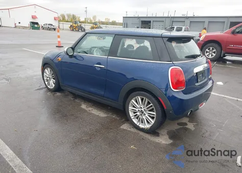 2018 Mini Hardtop Cooper/Oxford Edition from USA, damaged, VIN WMWXP5C52J2G64238